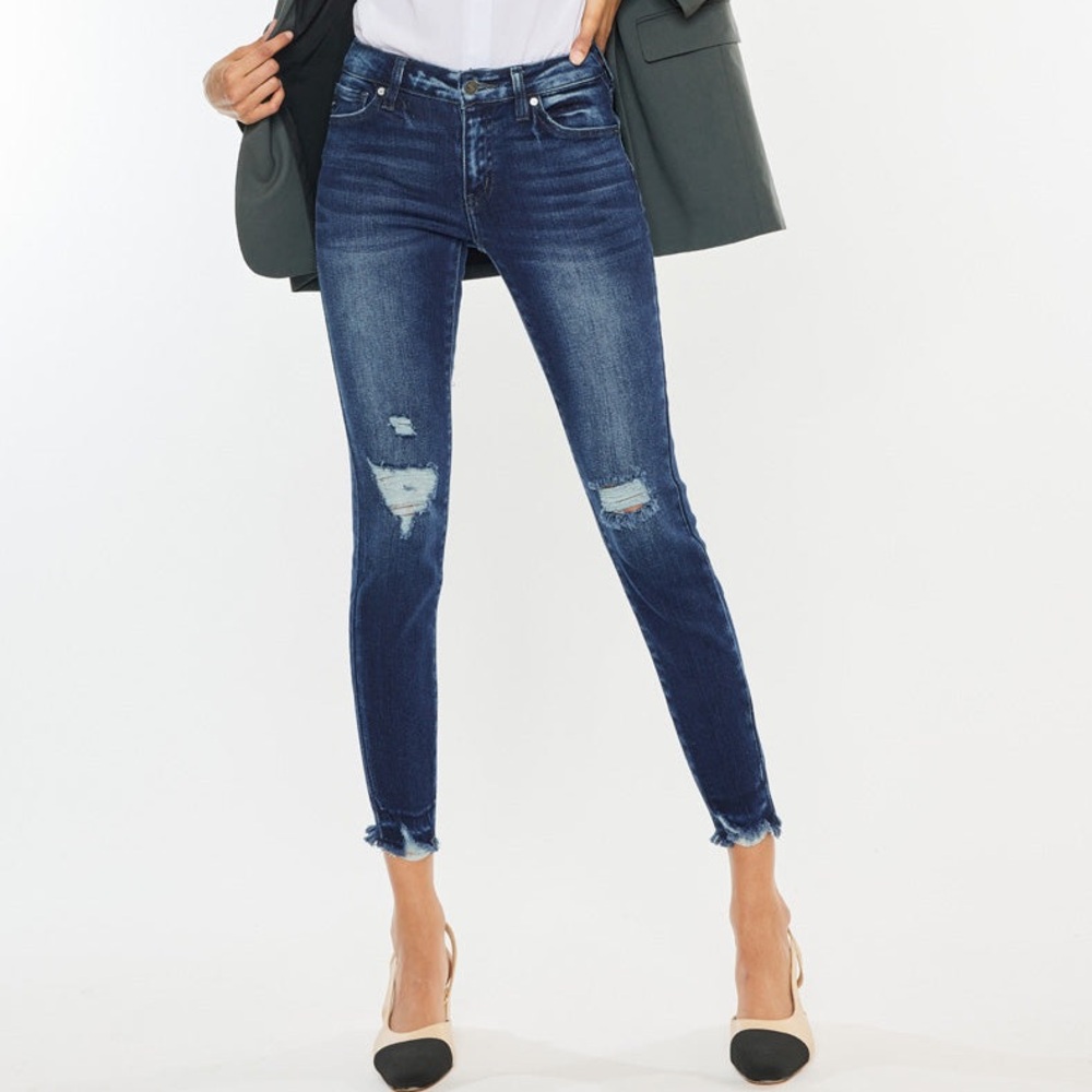 NEW Kancan Size 5/26 Dark Wash Electra Mid Rise Ankle Skinny Stretch Jeans